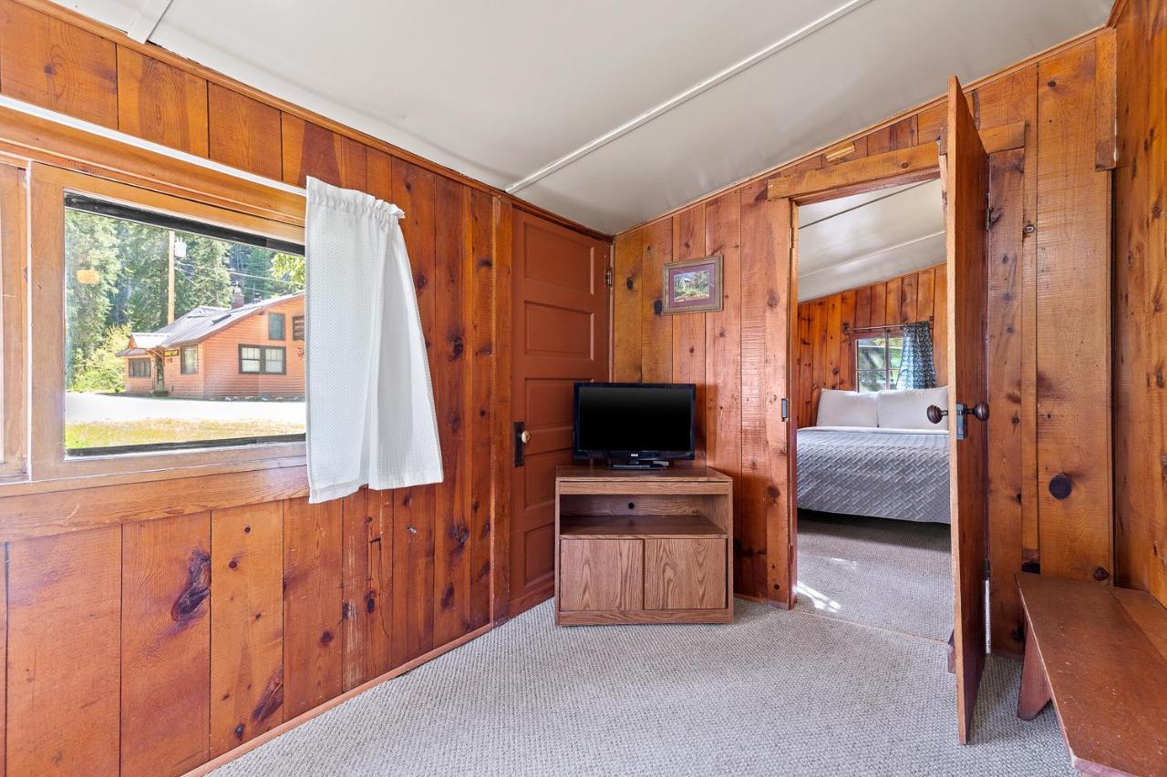 Harney Camp Cabins Hill City Ngoại thất bức ảnh